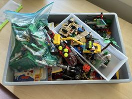 Lego Kiste mit alten Sets