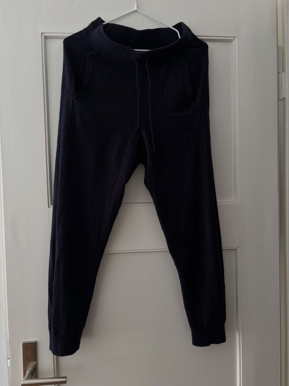 H&M Anzüge: H&M 100% Wolle Homewear Anzug – Gebraucht aus Zürich von jas_5mwh 8