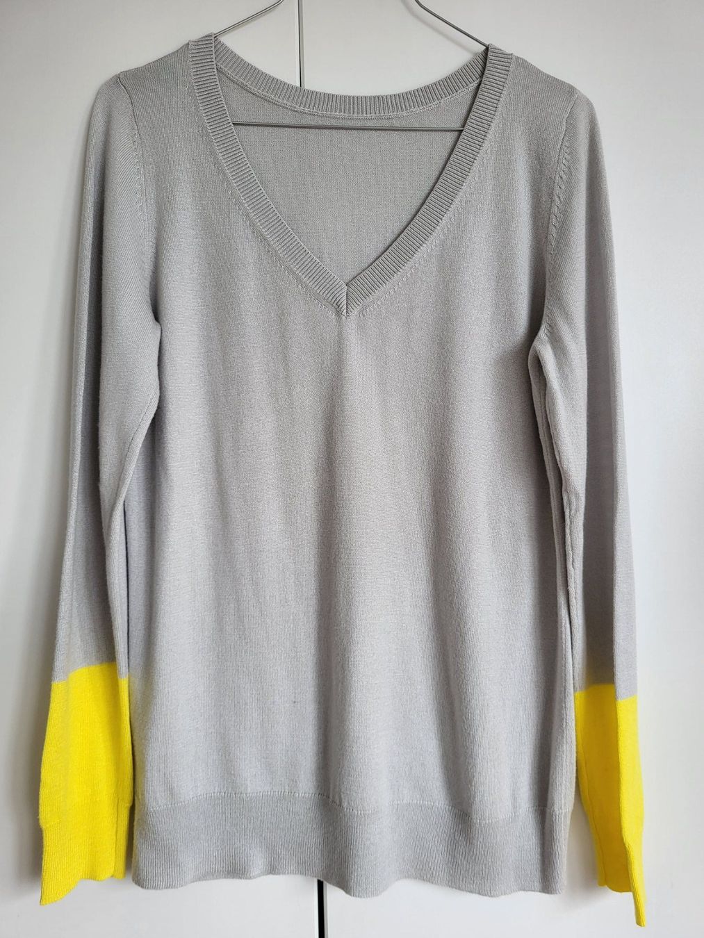 Esprit Maglioni & Felpe: Esprit Damen Pullover, Gr. M – grau – Usato da Baar venduto da clar6