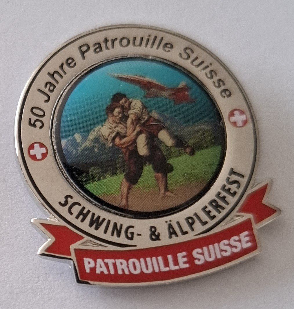 Armée suisse Plaquettes & Badges: Patrouille Suisse Schwing und Aelplerfest – D'occasion à Hinterkappelen par Schampus