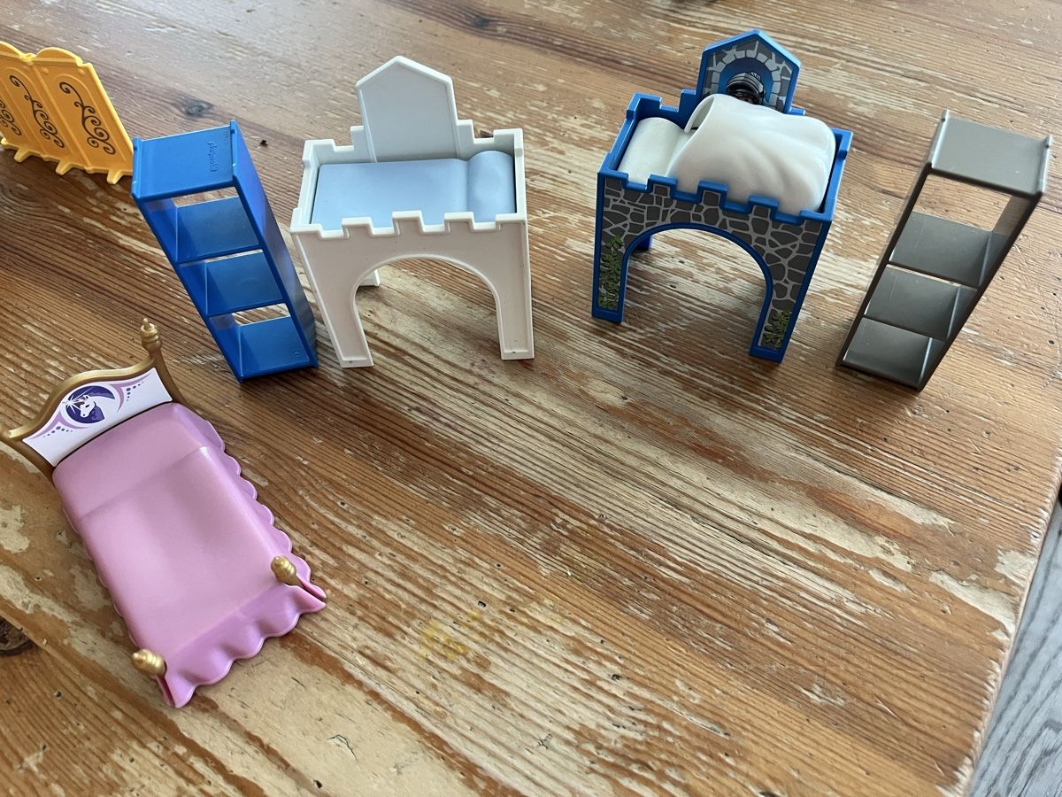 Playmobil Giocattoli: Playmobil Einrichtung Zubehör  – Usato da Rickenbach LU venduto da Maxianer 5
