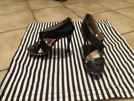 Sandales vernies bleu marine T38 bon état