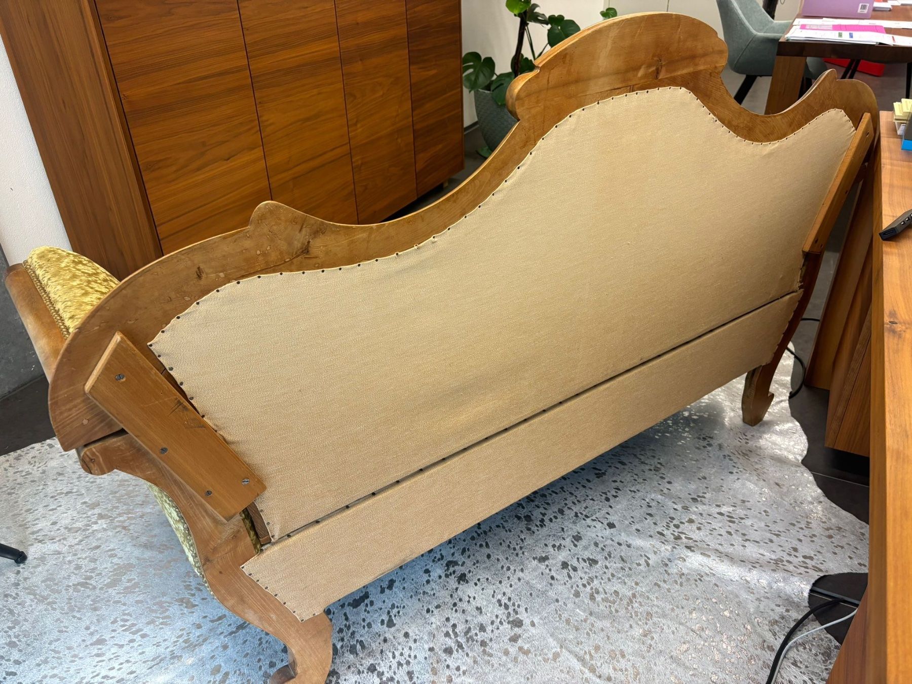 Sofas: Antikes Sofa – Gebraucht aus Bern von san_s8j9 4