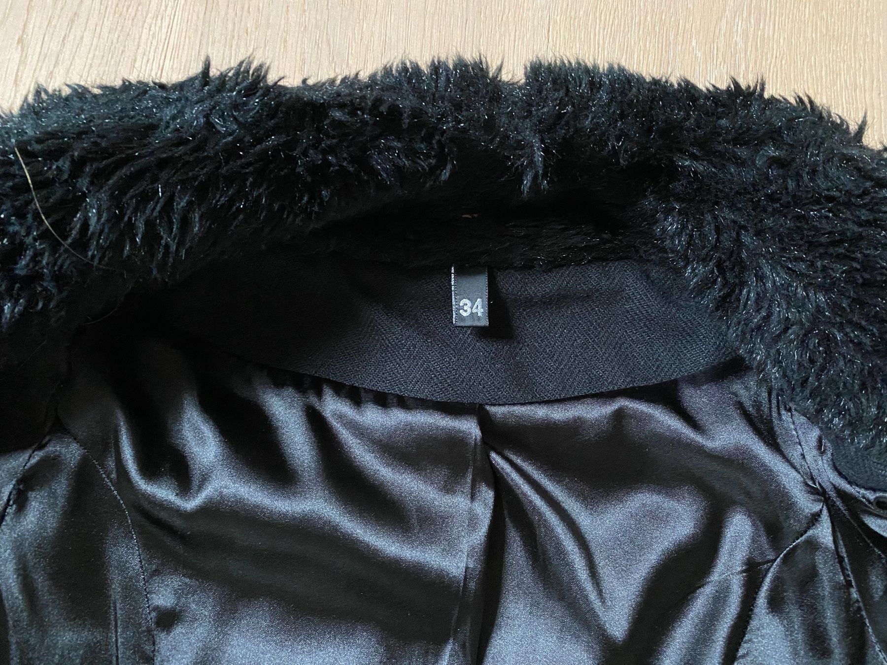 H&M Mäntel: Schwarzer Mantel Grösse 34 – Gebraucht aus Winkel von Flyhy2020 4