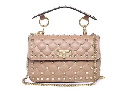 Handtasche mit Nieten