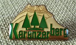 B748 - Pin Kerenzerberg Tannen Berge