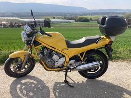 A vendre Moto comme neuve au top