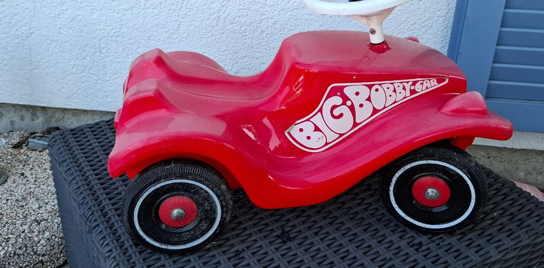 Big Fahrzeuge für Kinder: BIG Bobby Car rot gebrauchter Zustand – Gebraucht aus Wil ZH von makler03