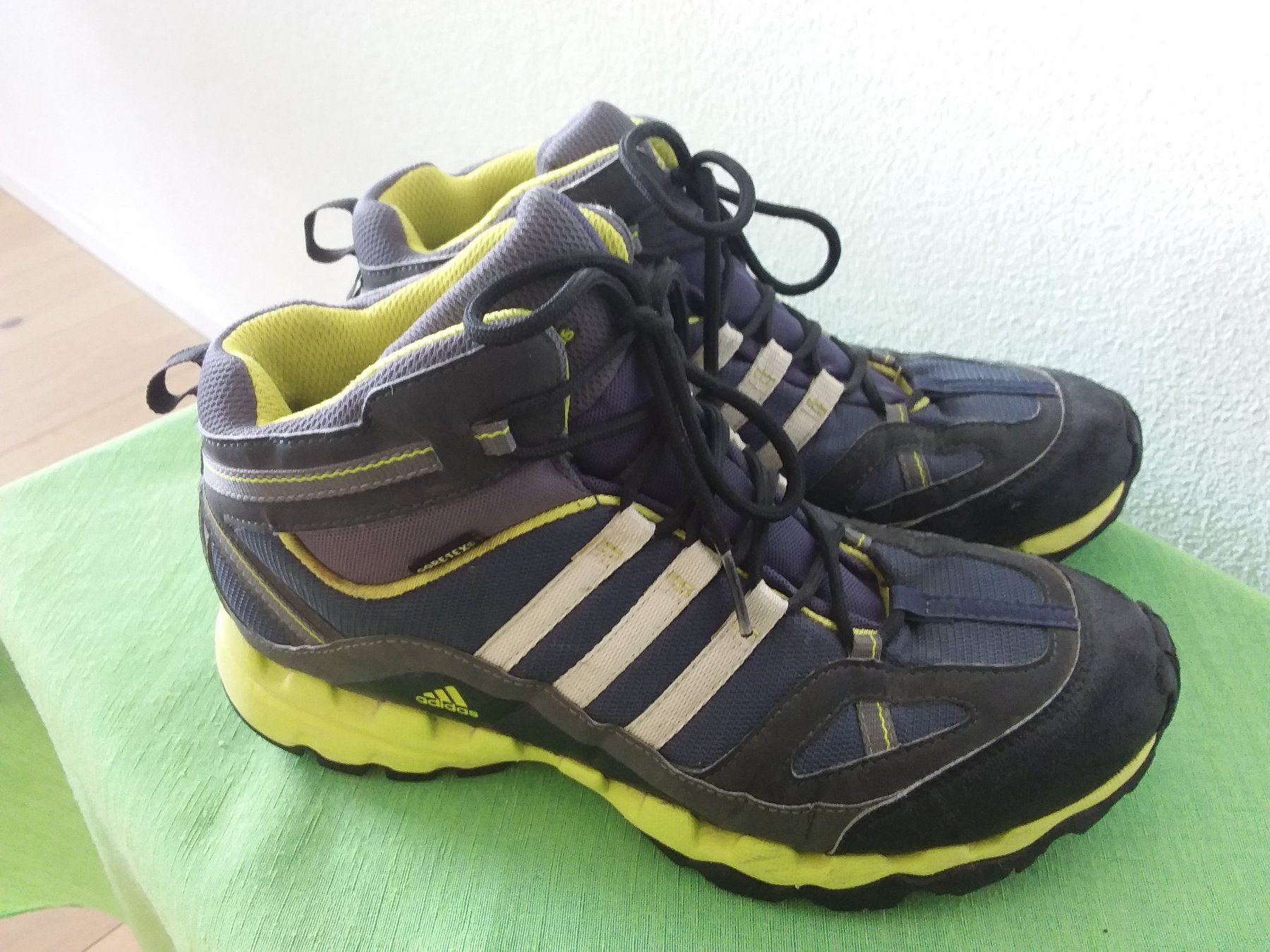 Adidas Chaussures hommes: ADIDAS Wanderschuhe Gr 40 – D'occasion à Uitikon Waldegg par Risibisi7 1