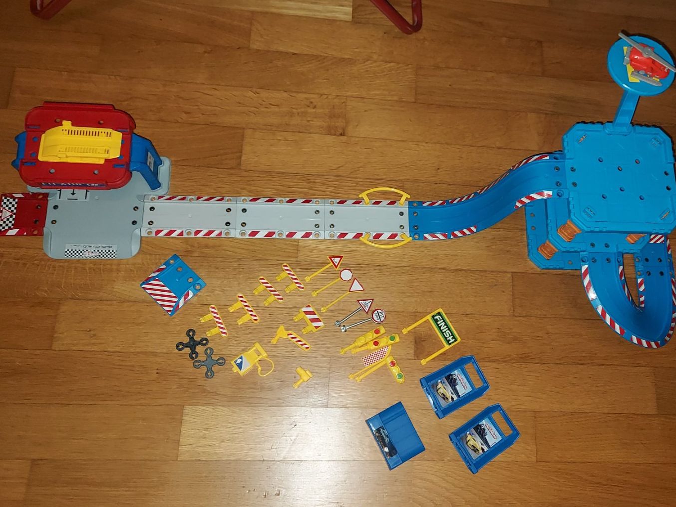Spielzeuge: Parkgarage – Gebraucht aus Hohenrain von ML-DD 2