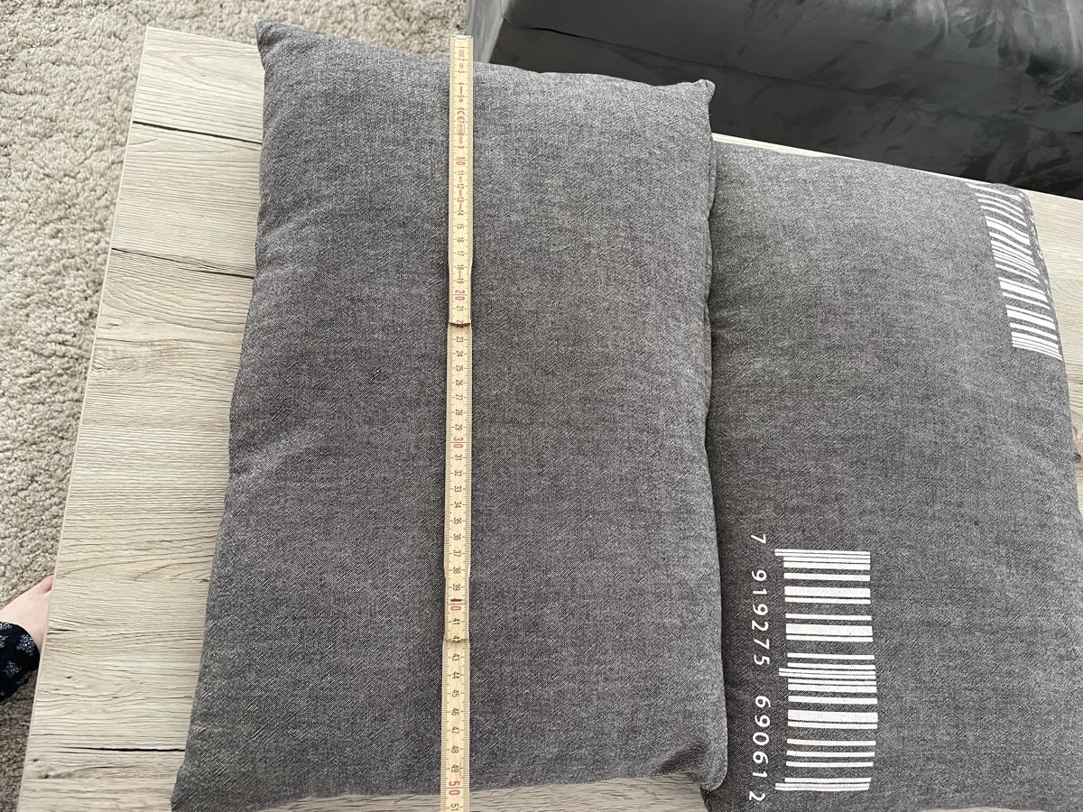 Cuscini: 2er Set Dekokissen Grau mit Barcode – Usato da Oberwil BL venduto da Petermib 4
