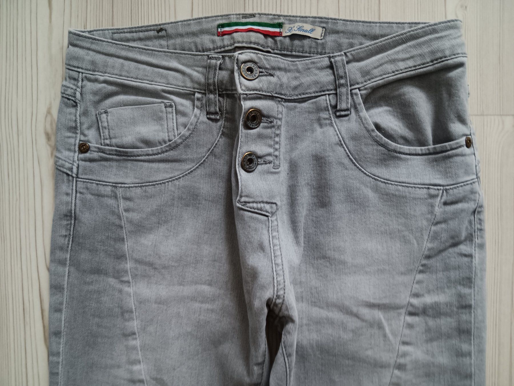 Please Jeans Jeans: PLEASE P78 Jeans taille / Grosse XS – Usato da Cossonay-ville venduto da Super-Price-Quality 1