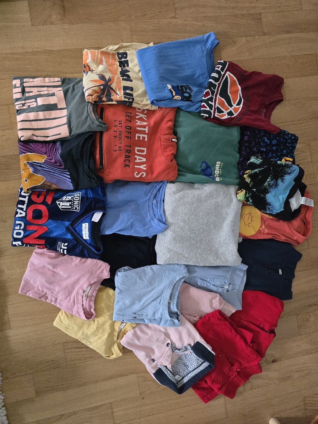 Lotti & Set di vestiti: Kleiderpaket Jungs 140 – Usato da Brüttisellen venduto da Sil2017