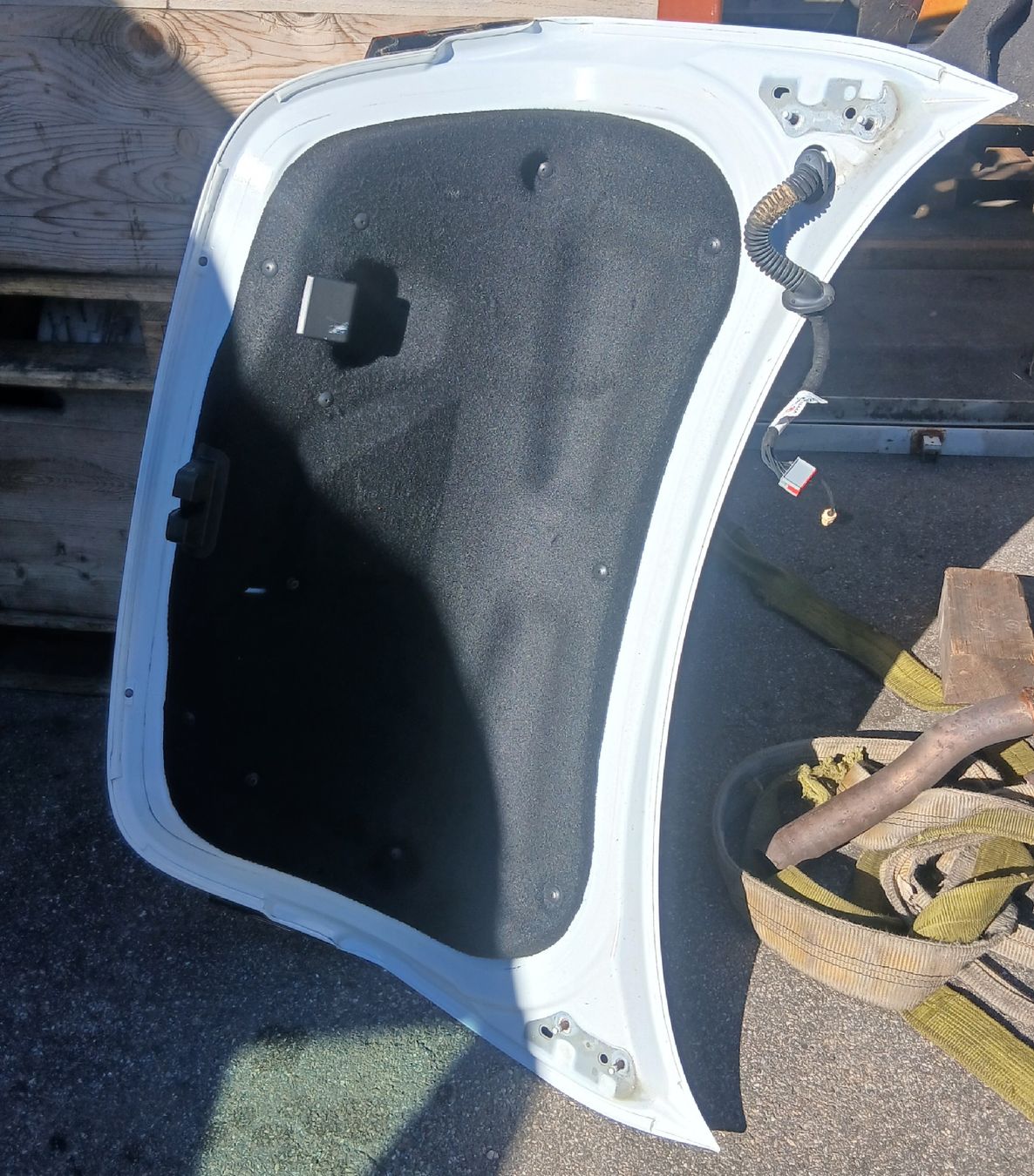Jaguar Toutes les pièces auto: Capot de coffre Jaguar XF 2008-2016 – D'occasion à la heutte par Auto-stock 2