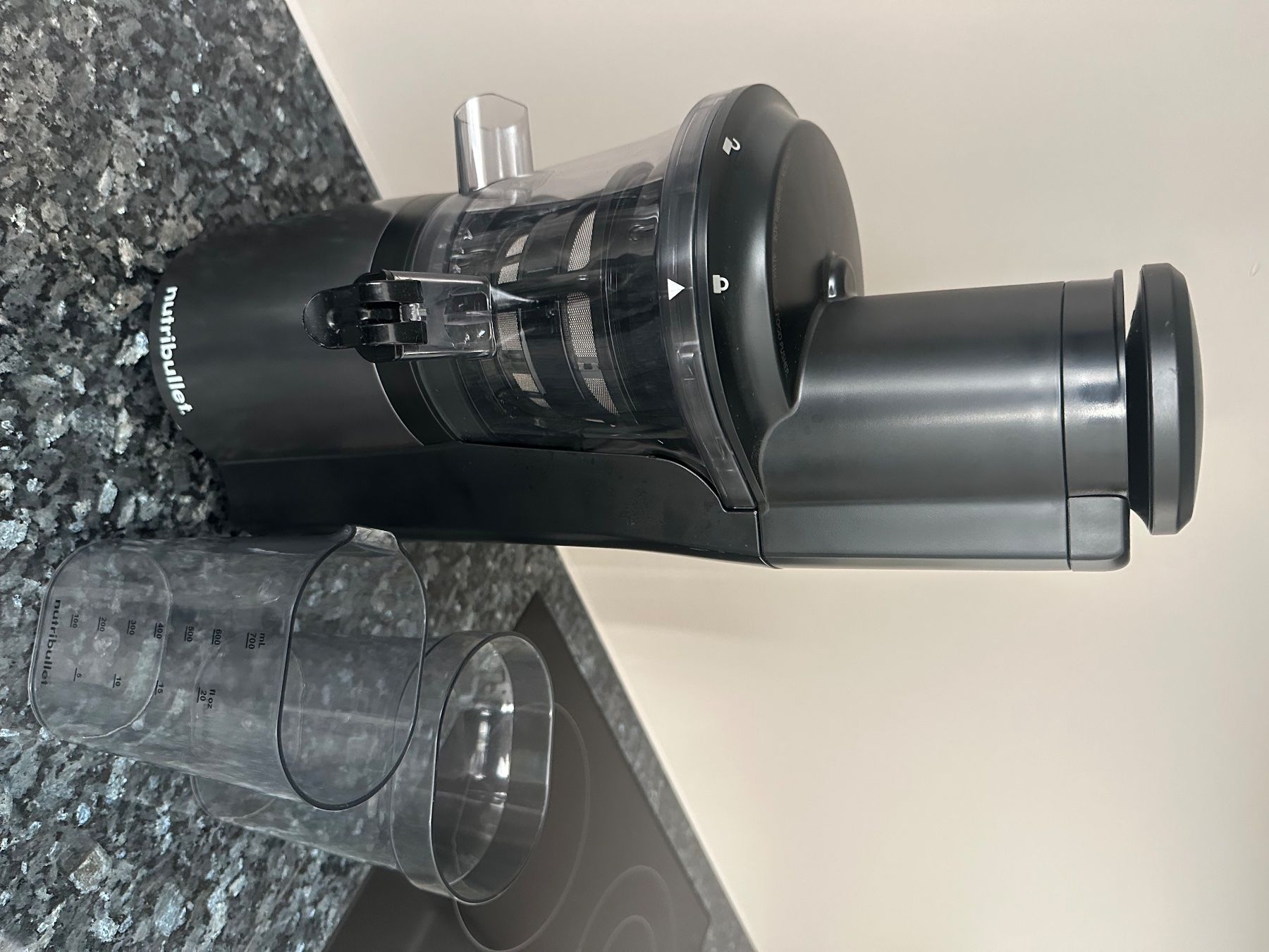 Nutribullet Küchengeräte: nutribullet Slow Juicer Entsafter – Gebraucht aus Aarberg von sam_v8zg 1