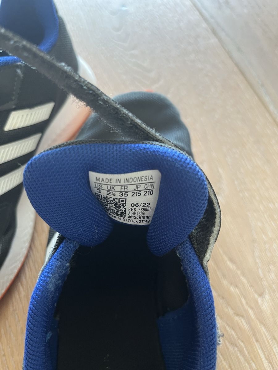 Adidas Scarpe per ragazzi: Turnschuhe Adidas Grösse 35 – Usato da Aarburg venduto da cha_6t8j 4