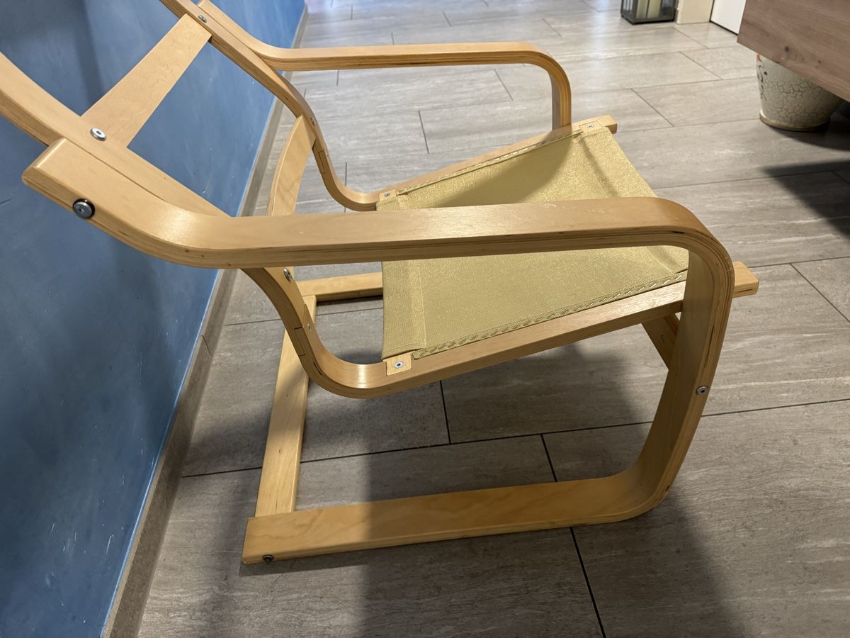 Ikea Poltrone: POÄNG-Sessel von IKEA – Usato da Gisikon venduto da mondobirma 2