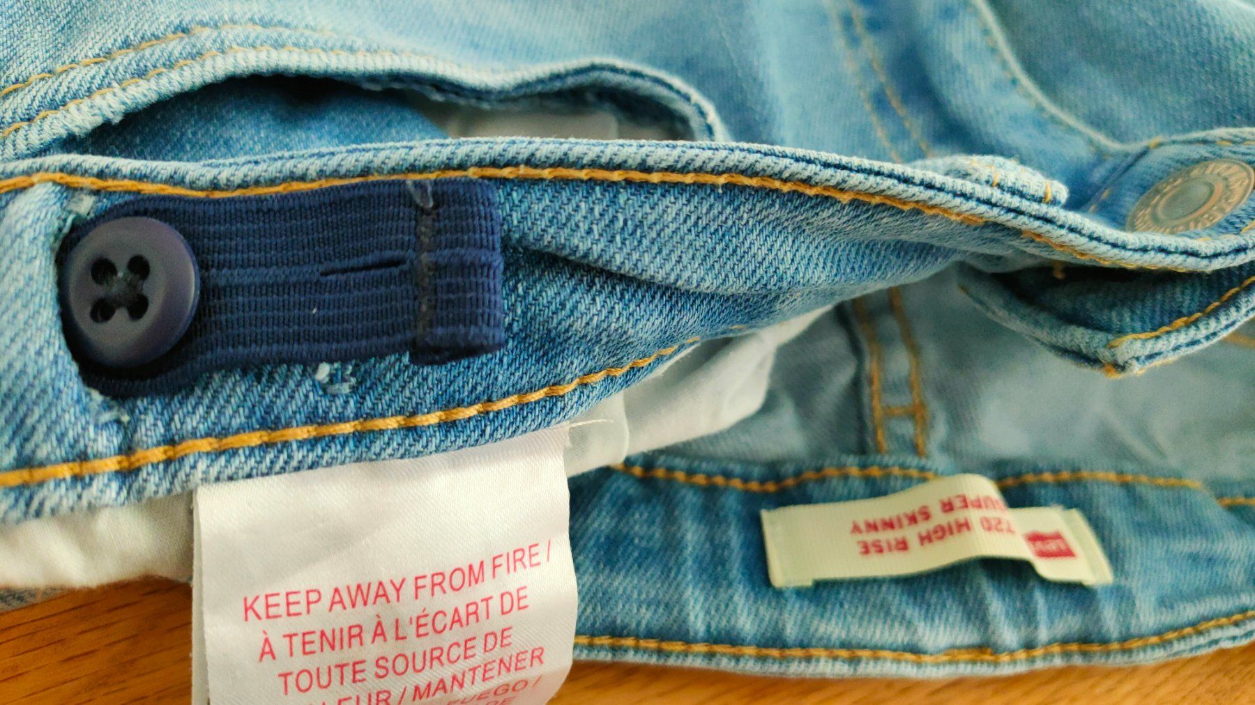 Levi's Pantaloni: Levis Jeans 158 hellblau – Usato da Villmergen venduto da toptip1970 4
