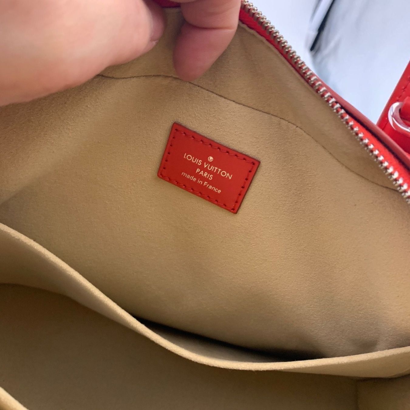 Louis Vuitton Borse da donna: Louis Vuitton Dora PM neu -ungetragen- – Nuovo (secondo la descrizione) da Jonen venduto da persch2002 4