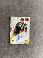 Signed Stars Hockey Card Aleksandr Iakovienko 20/69