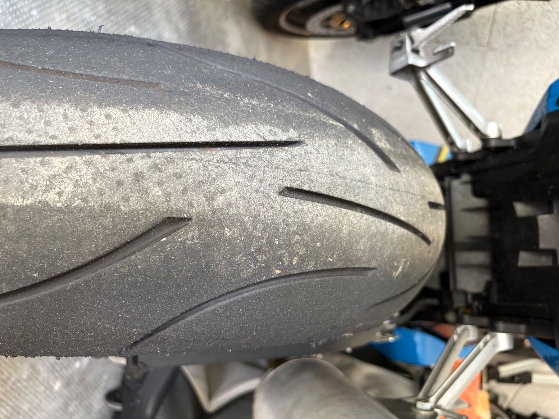 Suzuki Strada: Suzuki GSX-R 750 K5 – Usato da Magden venduto da bazzabob 7