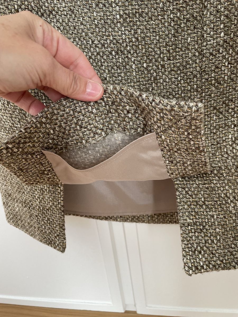 Valentino Gonne: Valentino bouclé skirt - size 36 – Nuovo (secondo la descrizione) da Zürich venduto da LoveFashion76 3