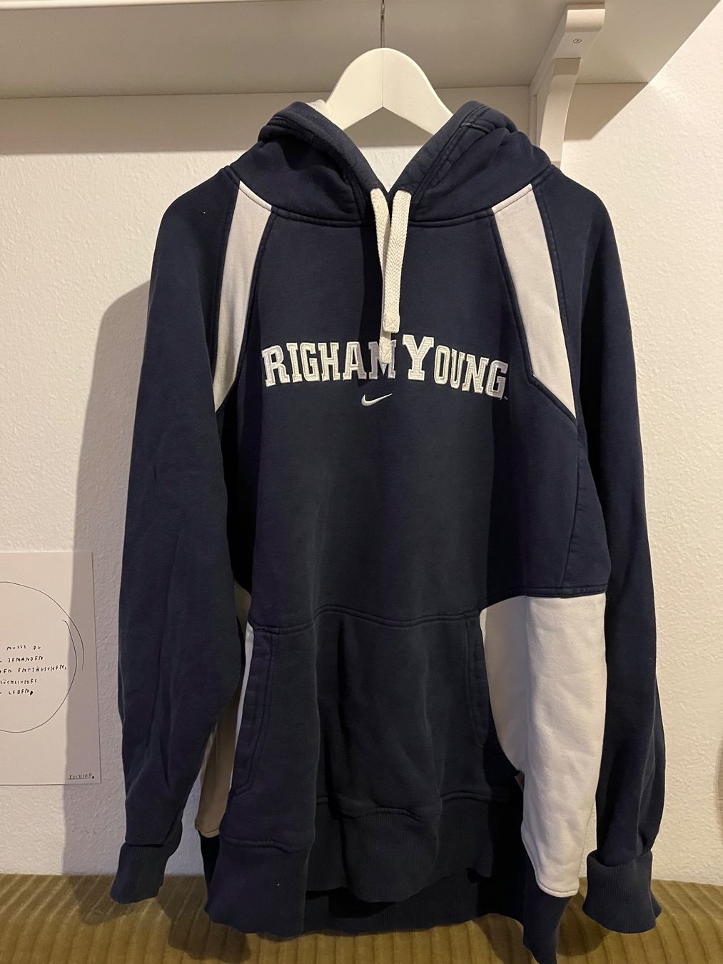 Nike Pullover & Sweatshirts: Nike Hoodie Grösse XL – Gebraucht aus Winterthur von buyerricard
