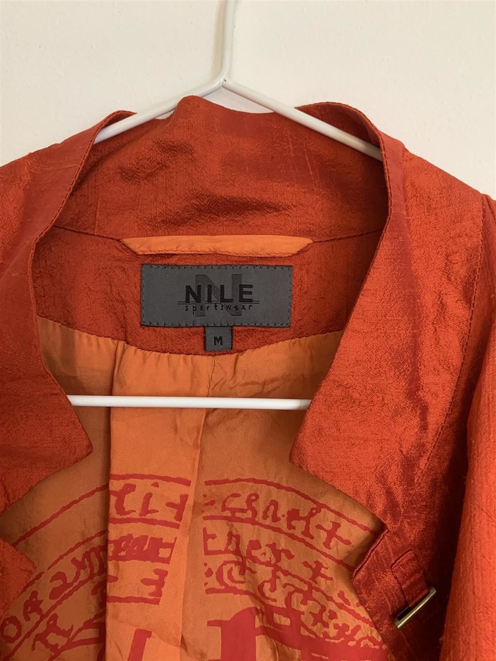 Nile Giacche: NILE wunderschöne Seidenjacke/Blazer M – Nuovo (secondo la descrizione) da Meiringen venduto da snahhanssnah 3