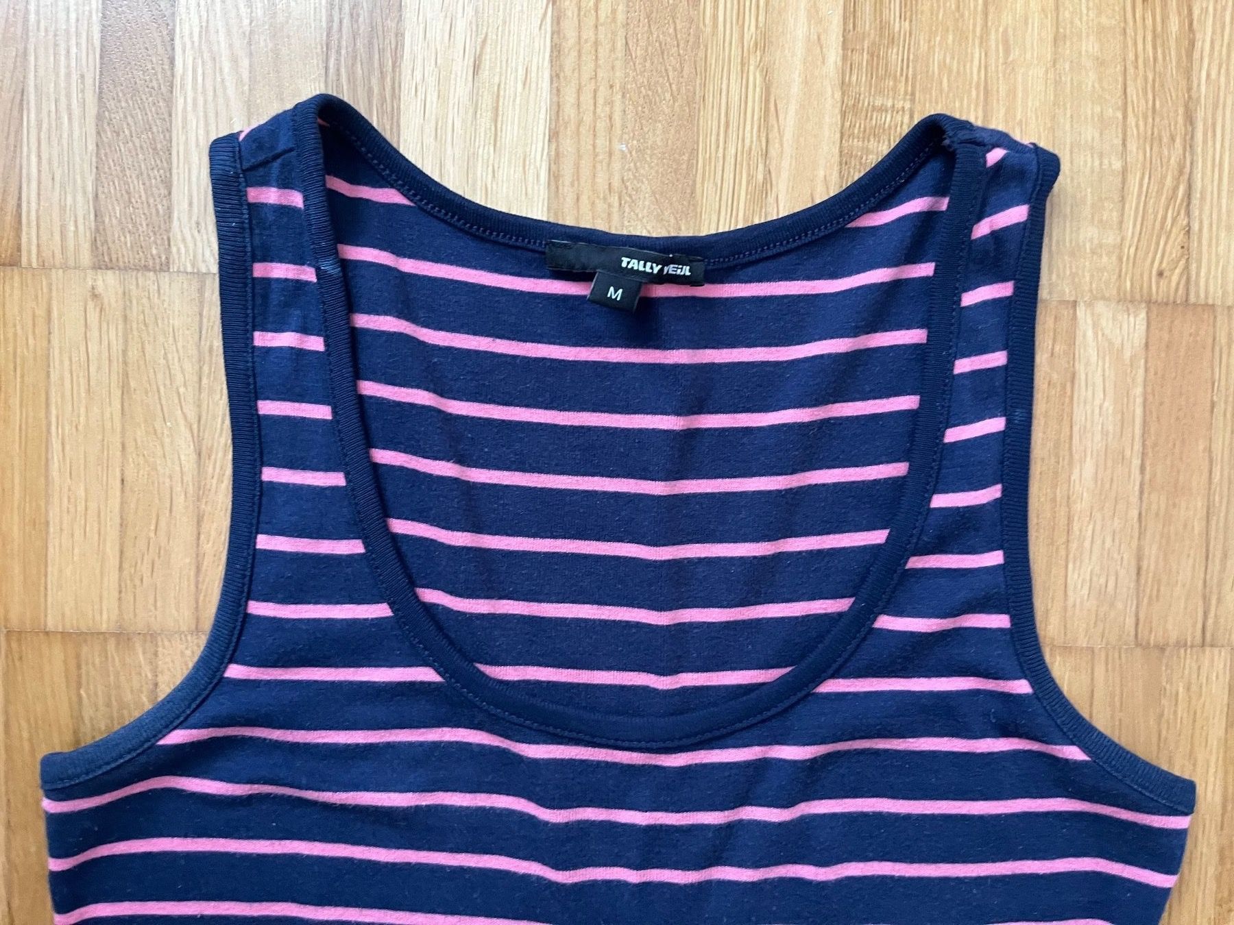 T-Shirts: Tally WEiJL T-Shirt Gr. M – Gebraucht aus Jona von Good_luck_ 3