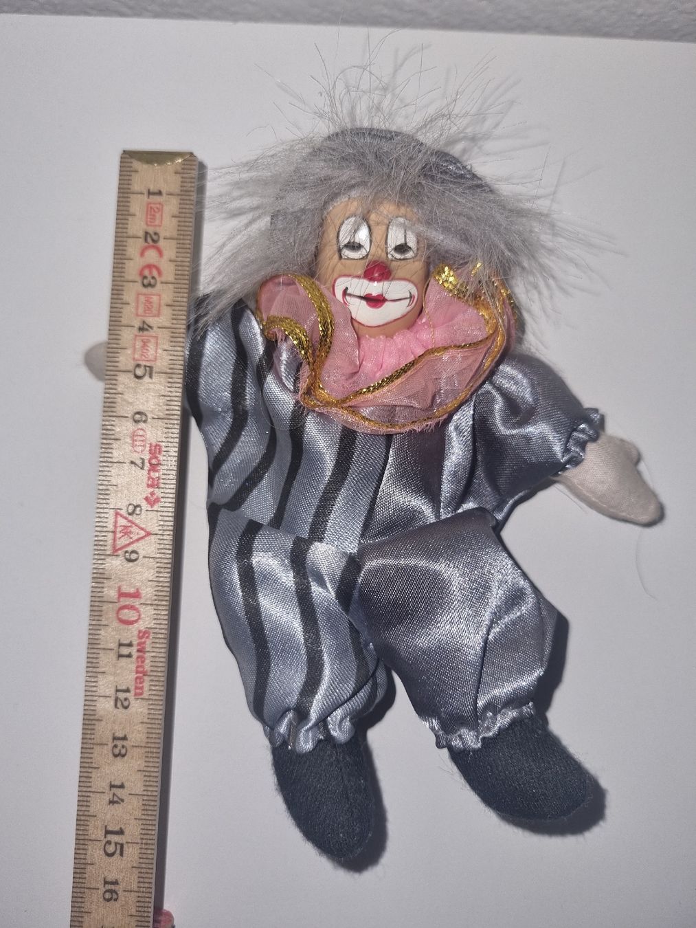 Statuette: Clown Figur mit Haaren, Stoff, ca. 15cm – Usato da Chur venduto da Beimirhates 1
