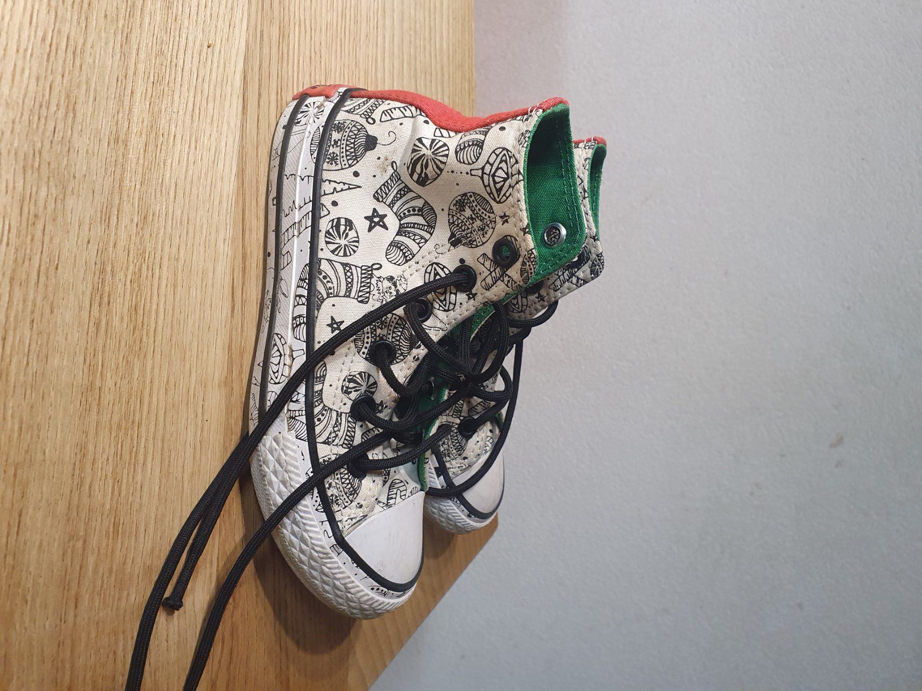 Converse Chaussures garçon: Converse Kinderschuh 28 – D'occasion à Mels par inf_9hmx