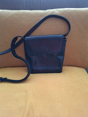 Sac bandoulière noir cuir femme excellent état