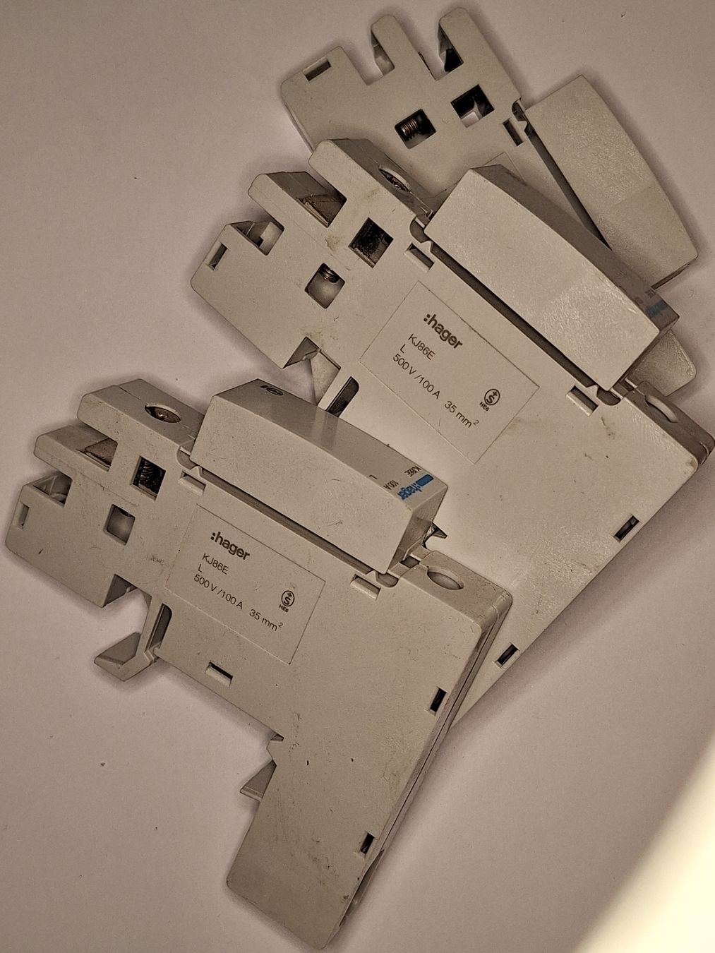 Hager Elektronikbauteile: Einspeiseelement Hager – Neu (gemäss Beschreibung) aus Schwarzenburg von Elena_91 1