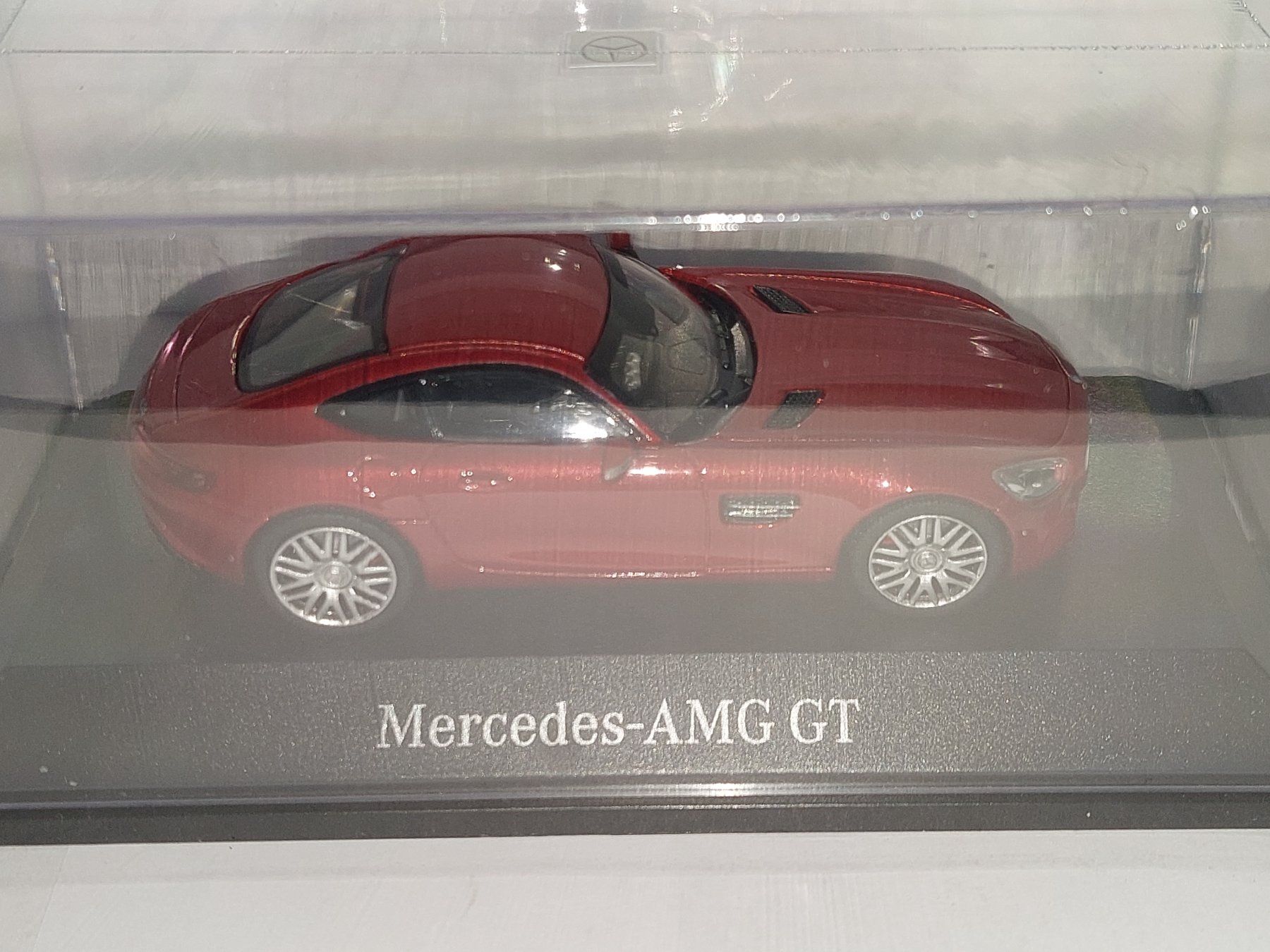 Mercedes-Benz Voitures modèles: Mercedes-AMG GTS 1:43 Norev – Neuf avec emballage d'origine à Diegten par isetta590 5