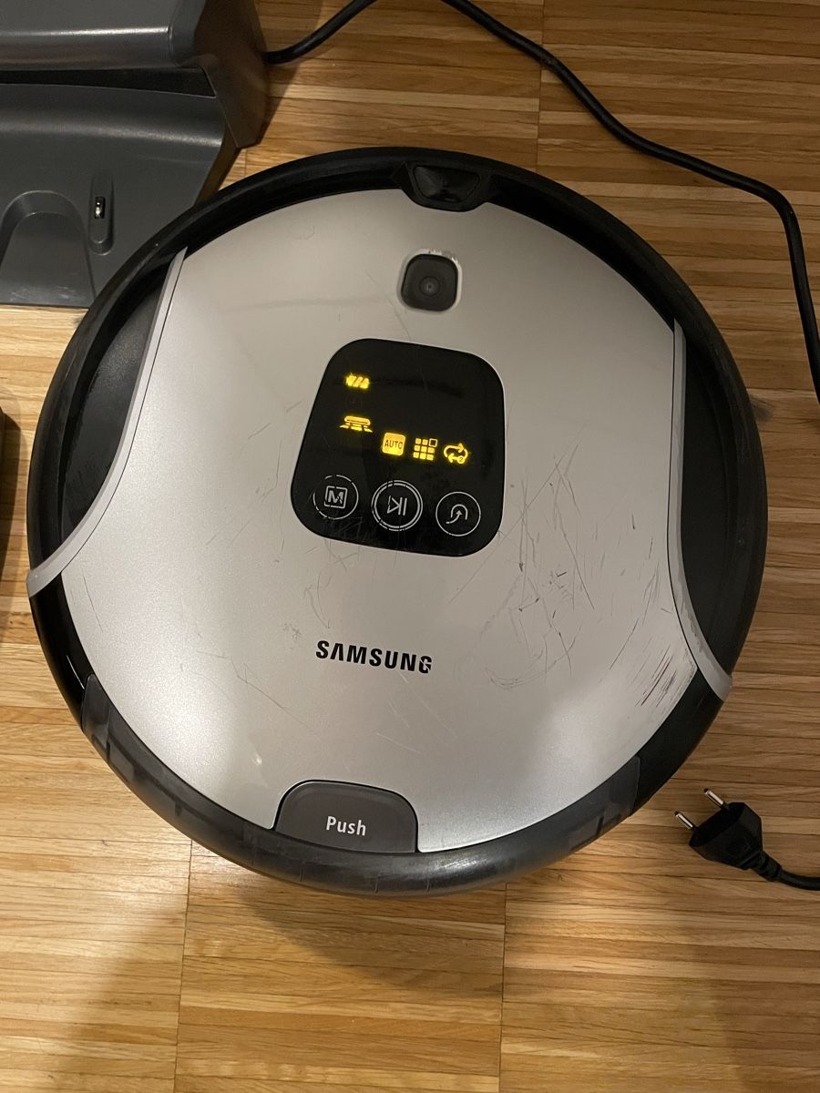 Samsung Aspirapolveri & Accessori: Samsung Saugroboter SR10F71UF – Difettoso da Buchs AG venduto da Noah148 1