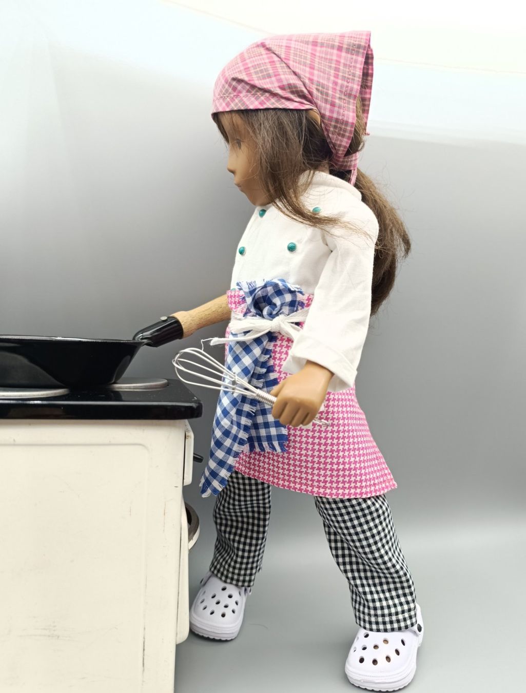 Poupées: Sasha Puppe Serie Köchin – D'occasion à Witterswil par Tapsy52 2
