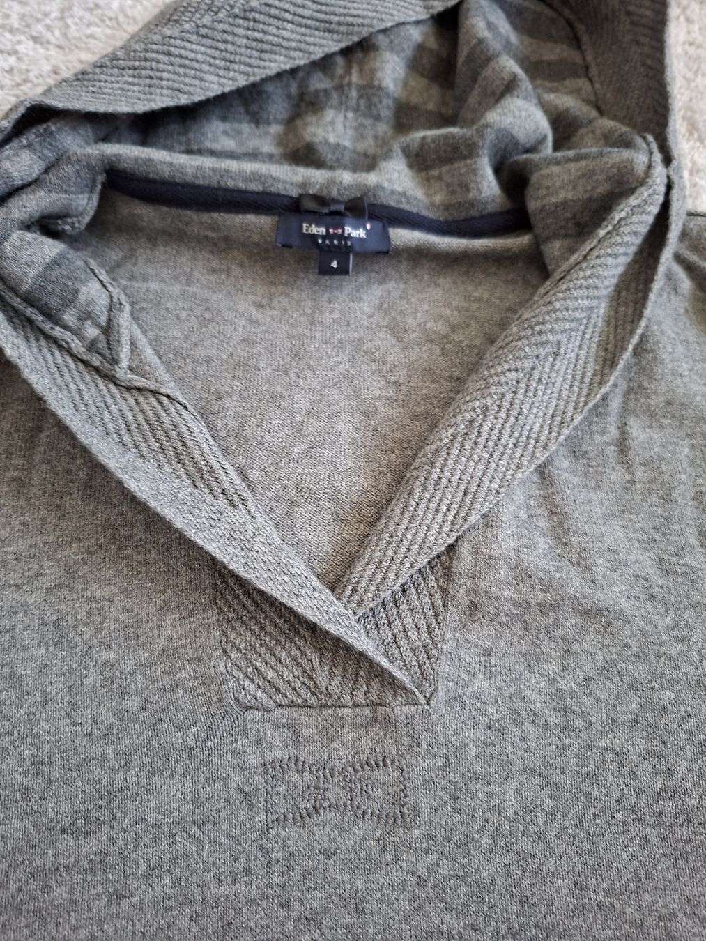 Pulls & Sweat-shirts: Pull à capuche Eden Park gris taille 4 coton cachemire – D'occasion à Renens VD par ser_j2fn 1