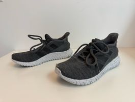 Addidas Sneaker grösse 42 sehr guter Zustand