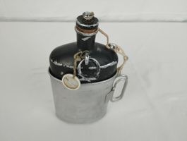 SIGG Schweizer Armee Feldflasche + Trinkbecher