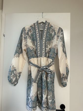 Wunderschön Kleid Gr M