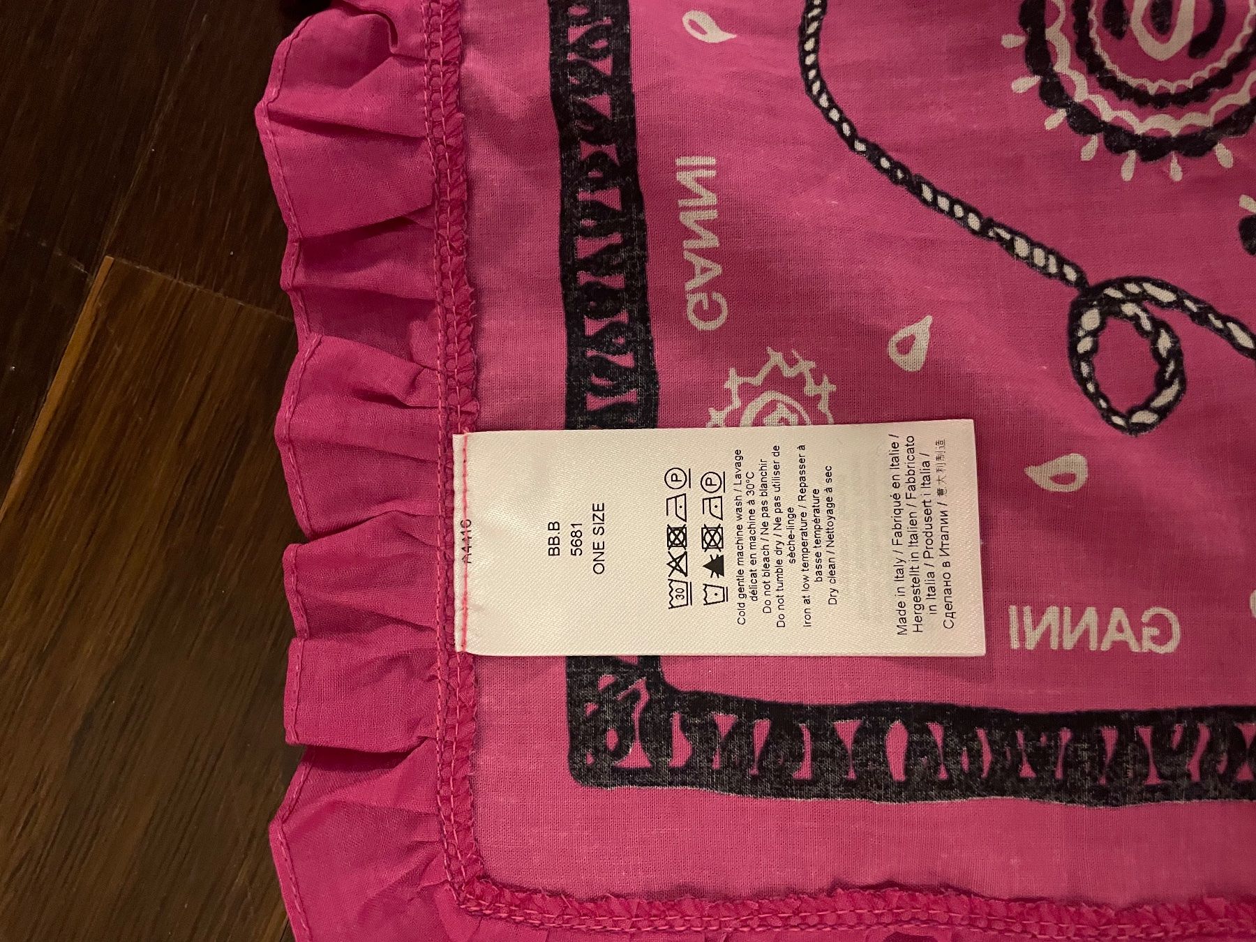 Foulard & Sciarpe: Foulard – Usato da Zürich venduto da Claudia0174 2