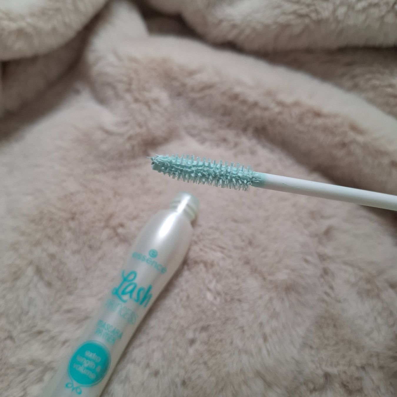 Make-up: Essence Lash Princess Mascara Primer – Gebraucht aus Pully von ssh_jym6 2