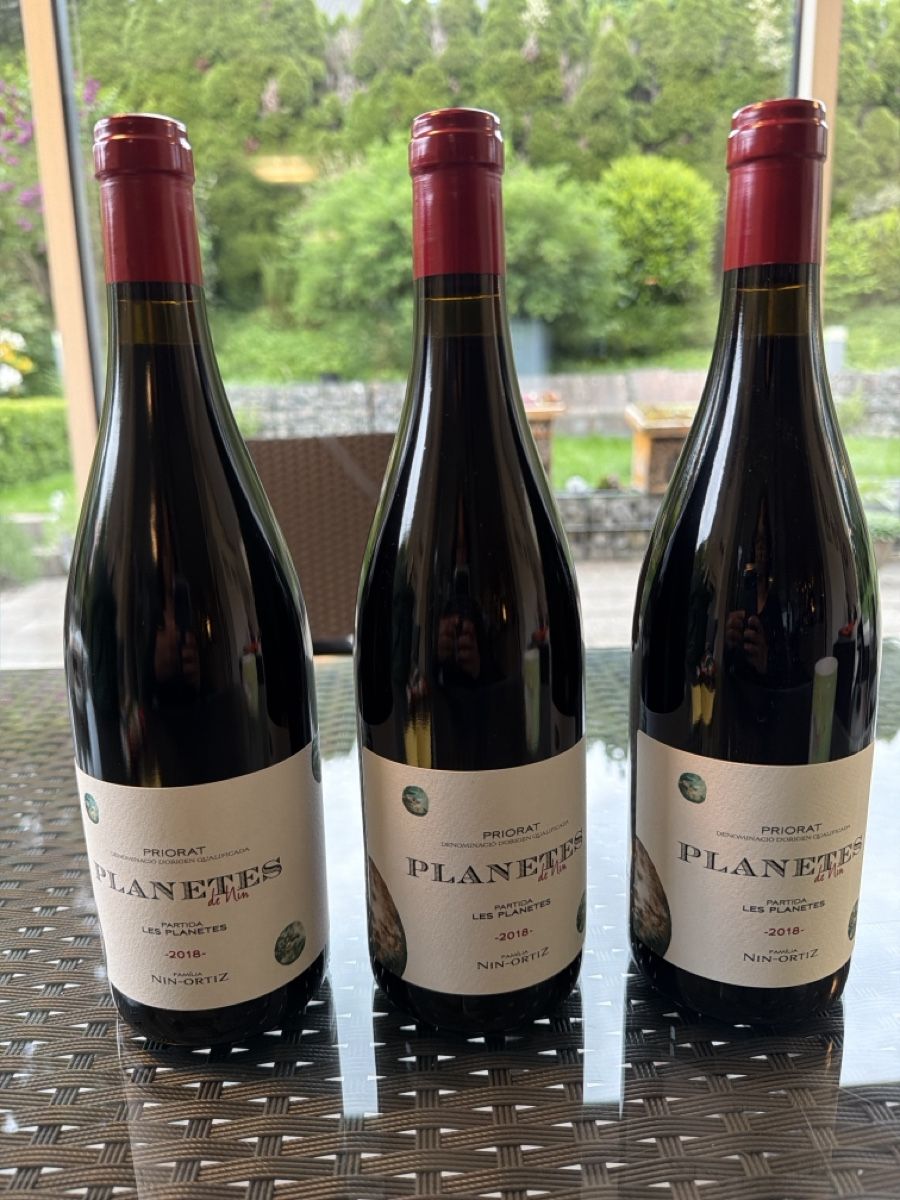 Vino: Planetes de Nin Priorat 2018 Spanien drei Flaschen – Nuovo (secondo la descrizione) da Gockhausen venduto da Dbielmann
