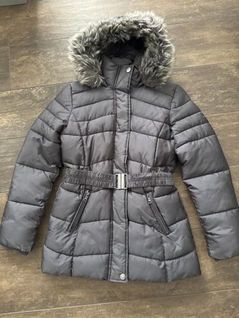 Sehr schöne warme Mädchen Winterjacke dunkelgrau Gr. 158