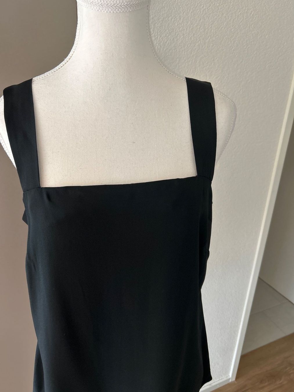 Top: Elegants Top schwarz von Catherine – Usato da Brunnen venduto da Nala2929 2