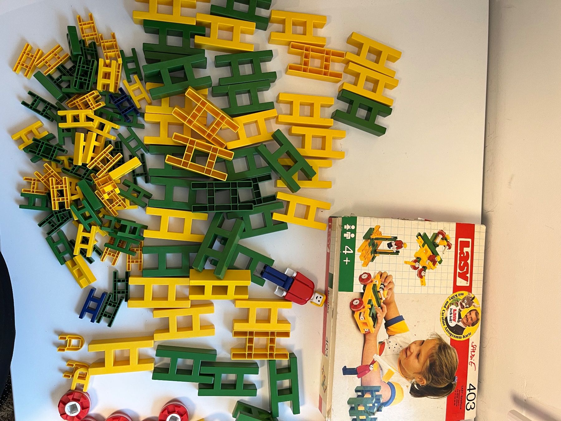 Baukästen: Lasy - jeu de construction – Gebraucht aus Payerne von  2