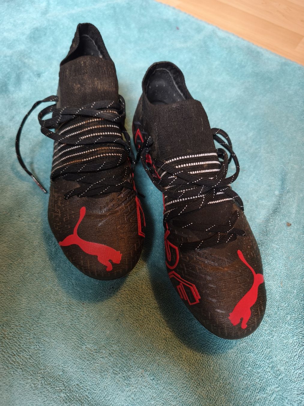 Puma Scarpe da uomo: Fussballschuhe Puma – Nuovo (secondo la descrizione) da Subingen venduto da MZubi
