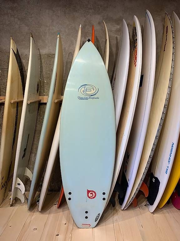 Tavole da surf e di nuoto: Surfboard Force Line 5.8 – Usato da Blankenburg venduto da redmonkeysurf.ch 2