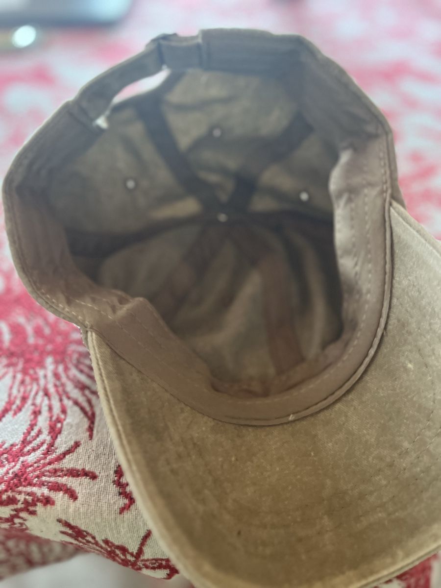 Hüte, Mützen & Caps: Baseball cap mit Dackel – Neu und originalverpackt aus Saanen von SoniaMichaela 1