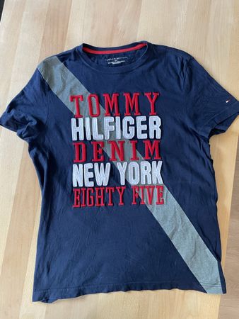 Dunkelblaues Tommy Hilfiger T-Shirt, Grösse S